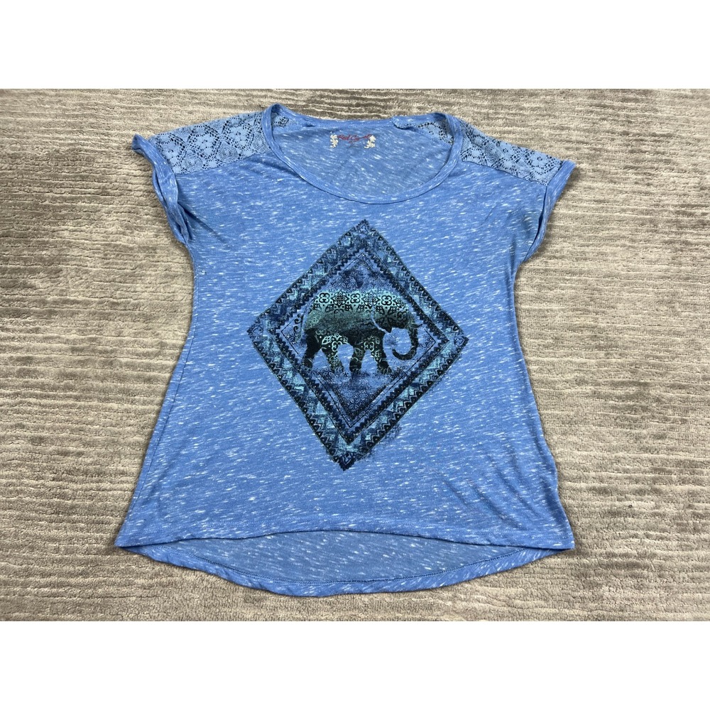 Red Camel Top Women Small Blue Elephant Graphic Lace Shoulder Cap Sleeve Tee